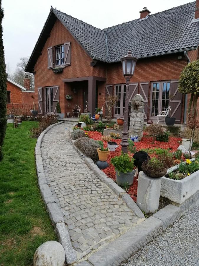 Chambres Chez Nanou Avec Petit Dejeuner Chimay Eksteriør bilde