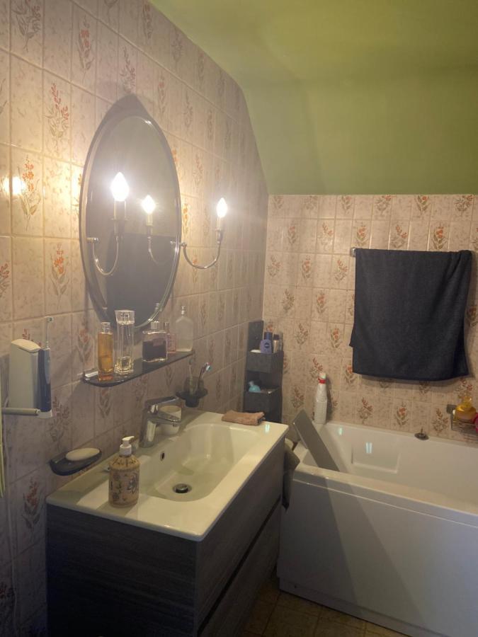 Chambres Chez Nanou Avec Petit Dejeuner Chimay Eksteriør bilde